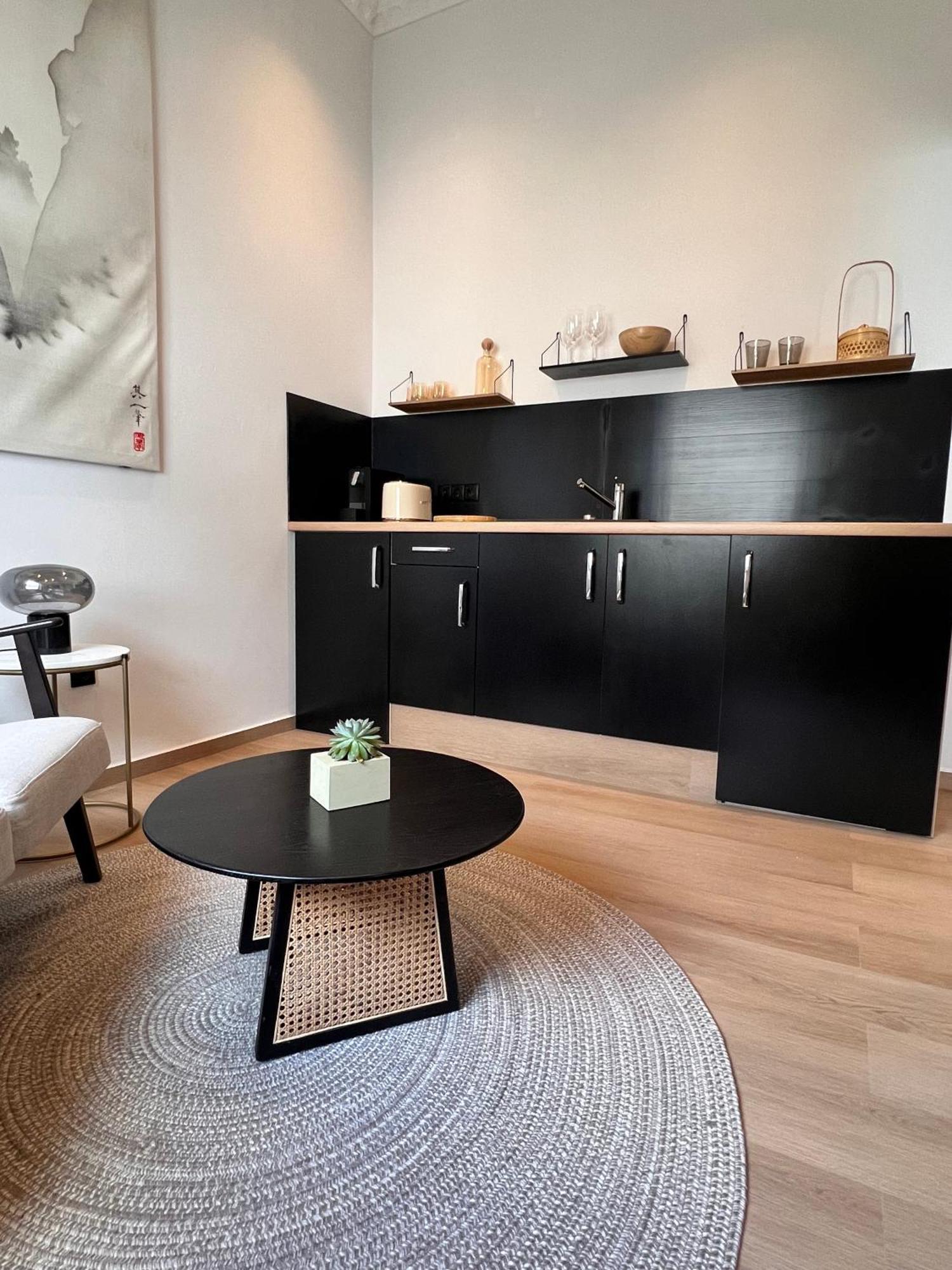 Modern Stay I Cosy & Central Apartments โคเบลนซ์ ภายนอก รูปภาพ