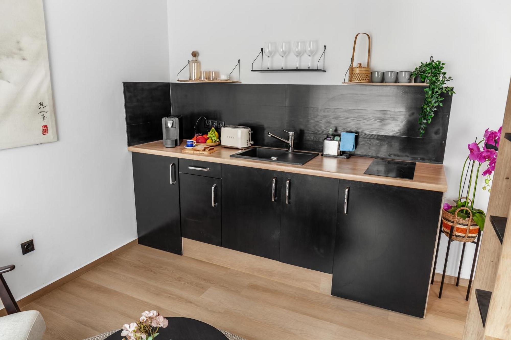 Modern Stay I Cosy & Central Apartments โคเบลนซ์ ภายนอก รูปภาพ